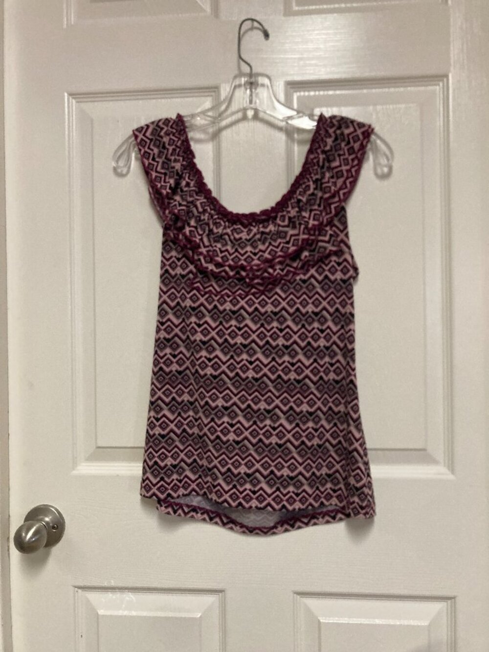 NEW YORK & COMPANY Stretch Off the Shoulder sleeveless blouse sze medium Women's